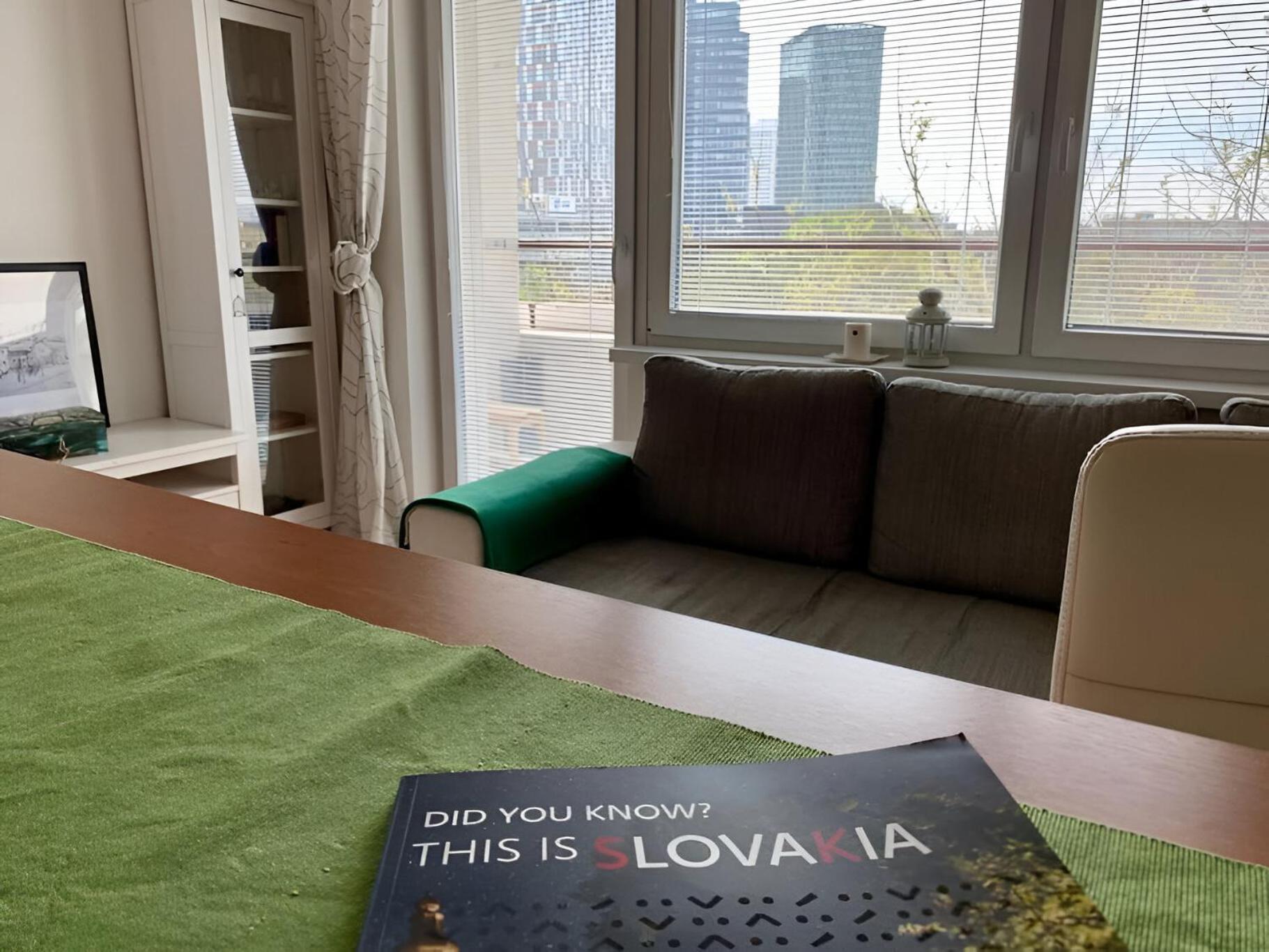 Park View City Center Location Apartment With Balcony Братислава Экстерьер фото